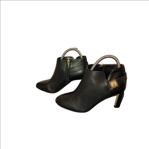 Vince Camuto Lokaire Leather Booties Size 7.5